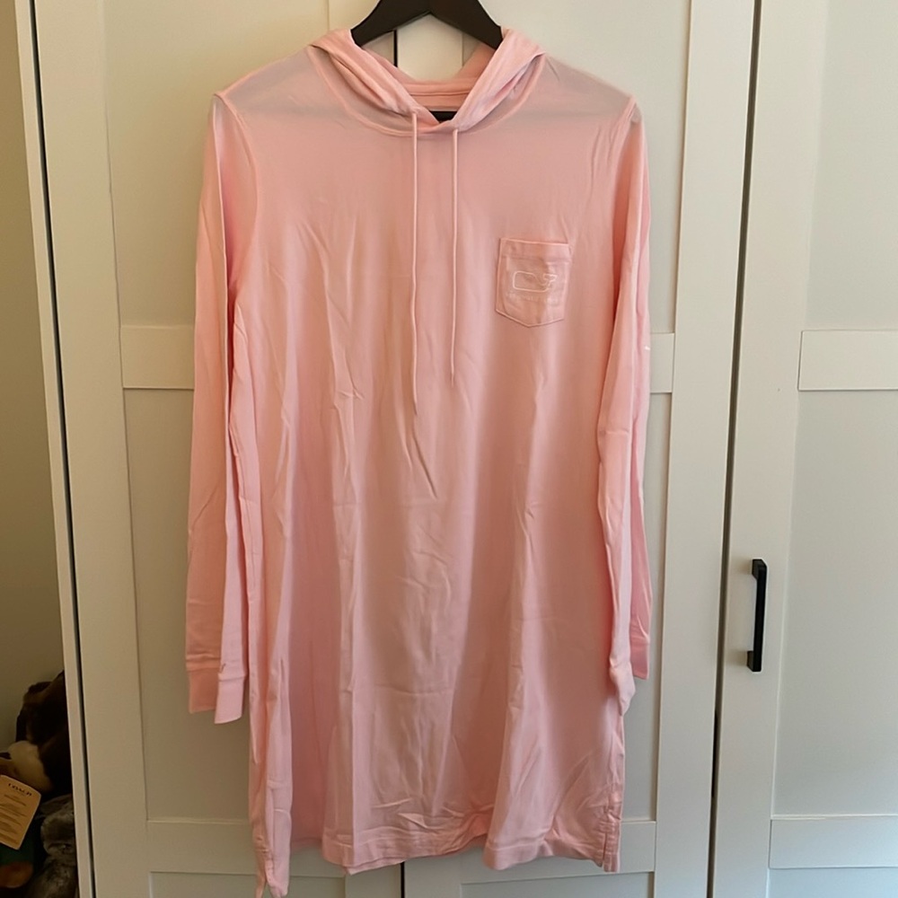 Vineyard Vines pink dress